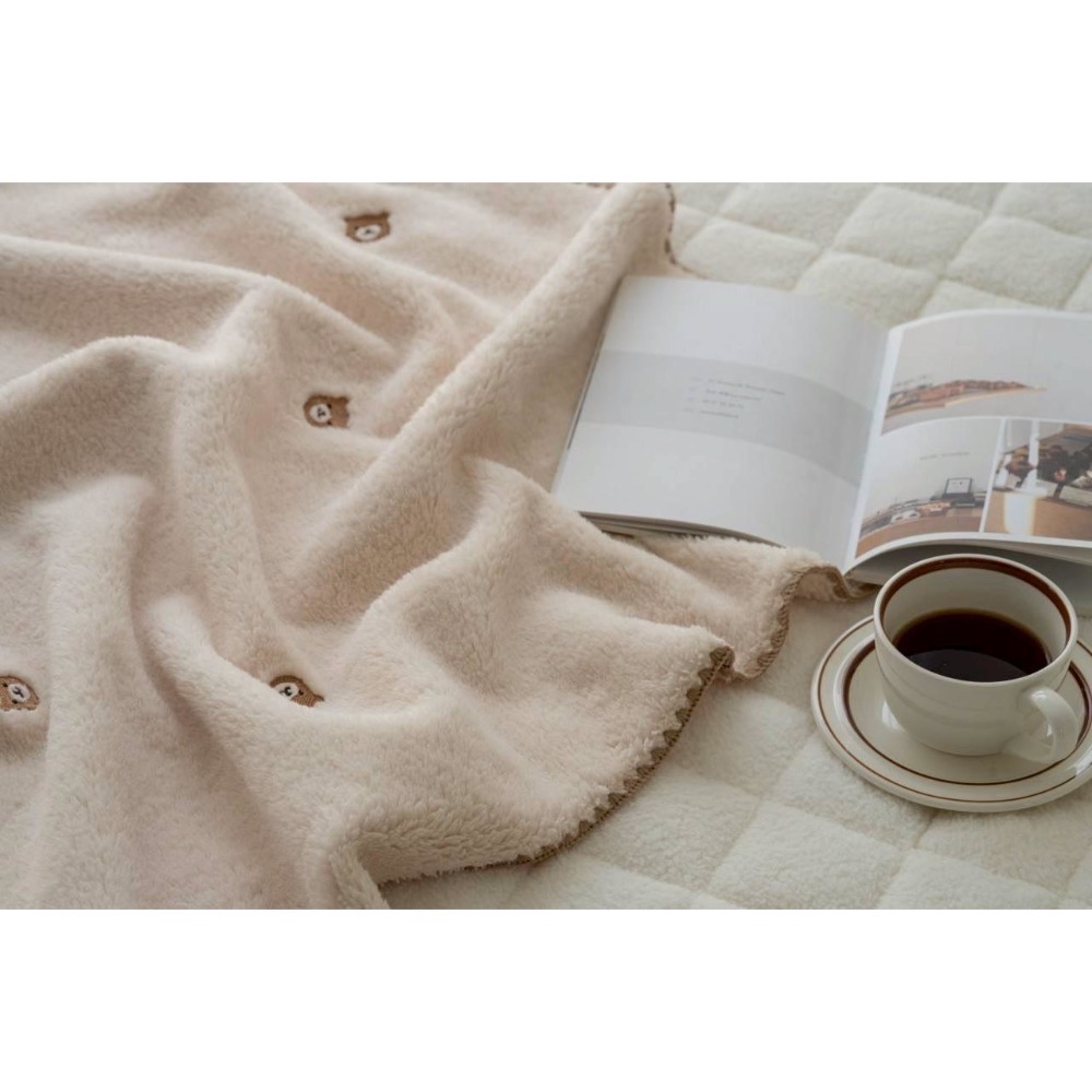 韓國🇰🇷寢具｜ 熊熊刺繡保暖毛毯-細節圖3