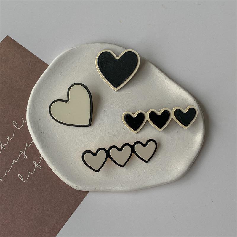 串串愛心髮夾❤️ 愛心髮夾 可愛髮夾 美髮造型 韓國🇰🇷時尚流行 愛心 髮飾髮夾 兒童髮式 卡通愛心-細節圖5