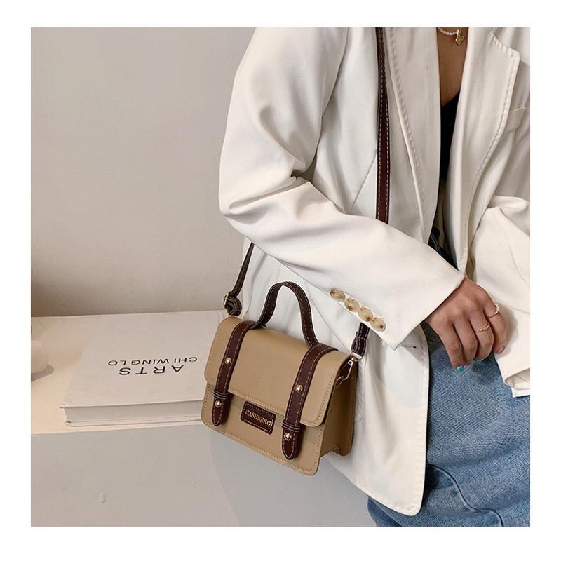 英倫學院風皮革側背包🇬🇧台灣現貨供應 免運優惠 女生側背包 小包包 手提側背兩用 英倫風 學生側背包 時尚側背包-細節圖8