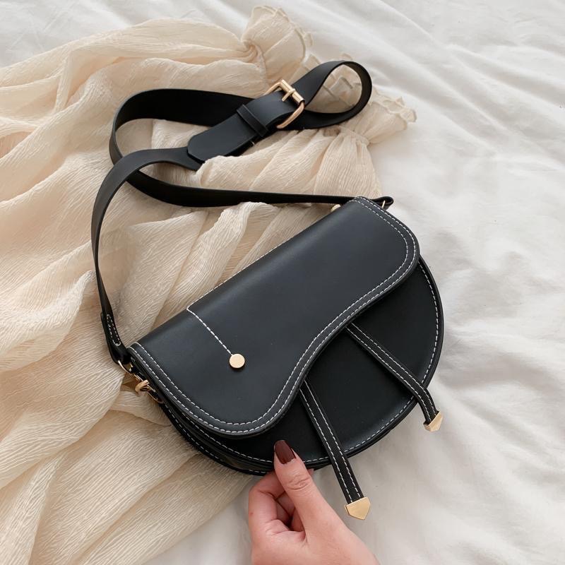 2023斜背款 寬肩帶時尚質感馬鞍包-細節圖6