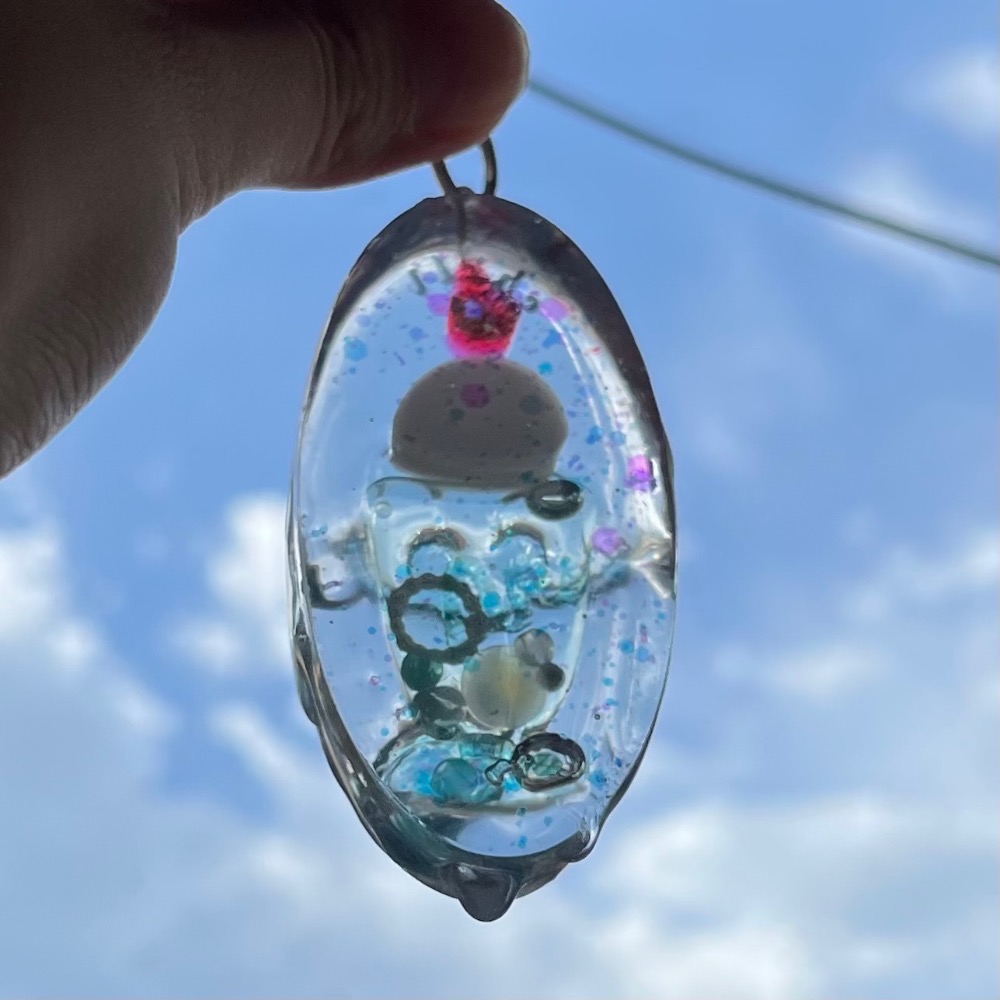 ice cream shaker 滴膠吊飾🧊chill🧊 y2k吊飾/滴膠鑰匙圈/生日禮物🎁-細節圖3