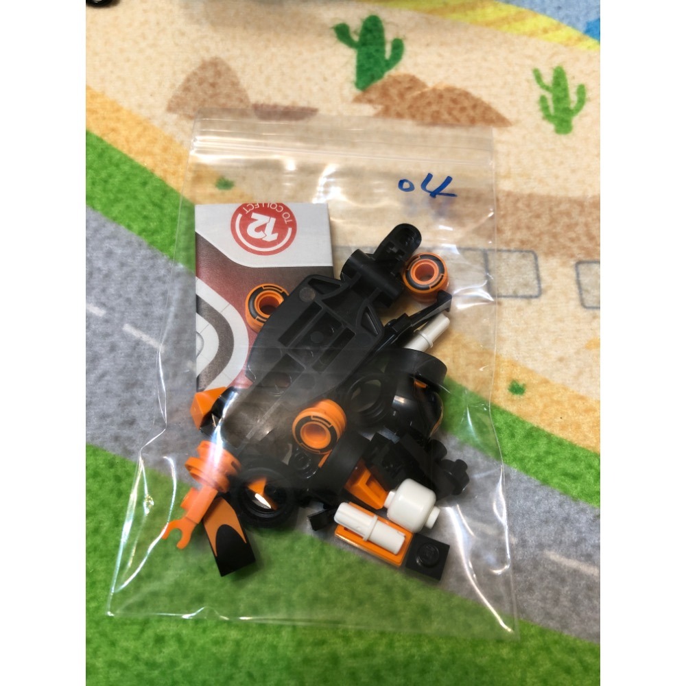 【睿睿小舖】LEGO 樂高 積木 F1 抽抽樂 71049 4 號 麥拉倫 如圖。-細節圖2