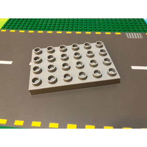 【點點小豆】LEGO 樂高積木 duplo 4x6 淺灰色 磚片 底板 磚片 一個 如圖！