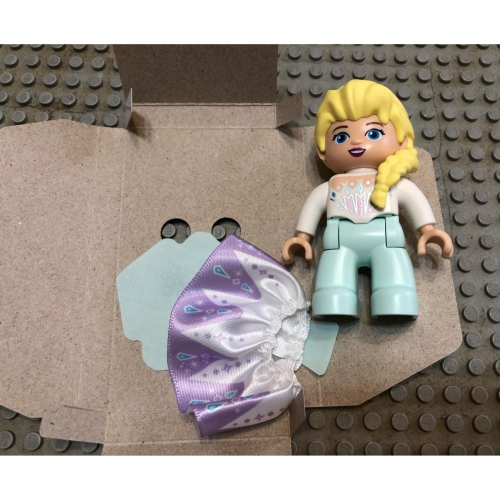 【點點小豆】LEGO 樂高積木 duplo 得寶 人偶 冰雪奇緣 艾莎公主 全新 一個 如圖！