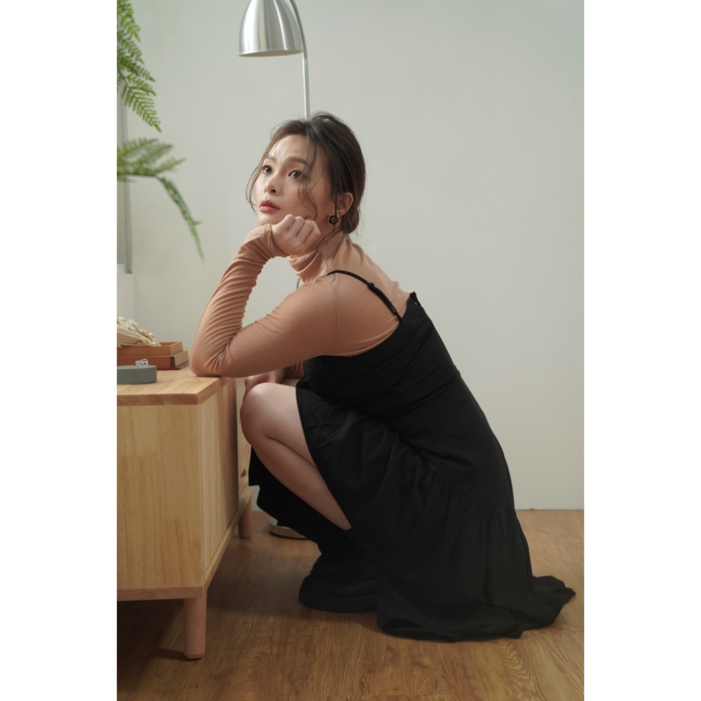 Leila’s selection 現貨出清 不對稱造型連身洋裝-細節圖4