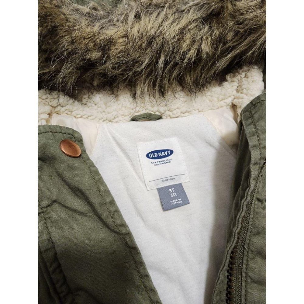 OLD NAVY 軍綠 軍裝風 外套 4T 5T  腰身設計 連帽外套 童裝 軍裝外套(A)-細節圖4