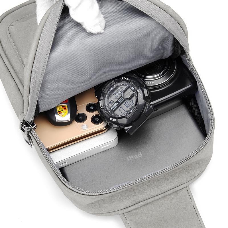 男士新款胸包潮流質感時尚小背包百搭軟皮單肩斜挎包防水-細節圖4