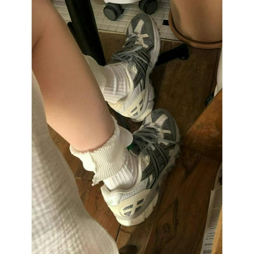 wawa.store韓國襪｜蕾絲捲邊中筒襪-細節圖6