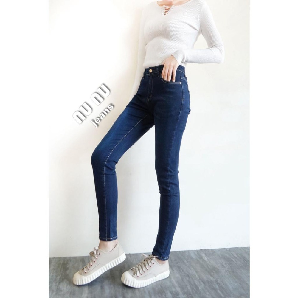 M~2L冬天顯瘦必備中腰保暖磨毛長褲.素色牛仔褲磨毛牛仔褲.刷毛牛仔褲.刷毛褲.小腳褲.女生中大尺碼褲子.573.808-細節圖3