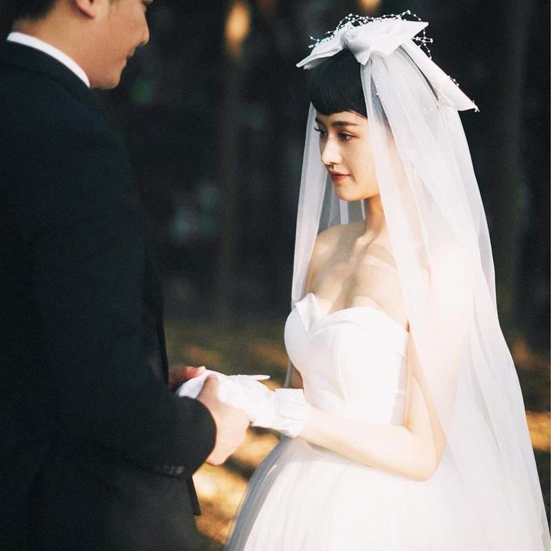 旗艦店輕婚紗法式緞面超仙簡約赫本短款顯瘦森系旅拍小個子白色出門紗-細節圖2