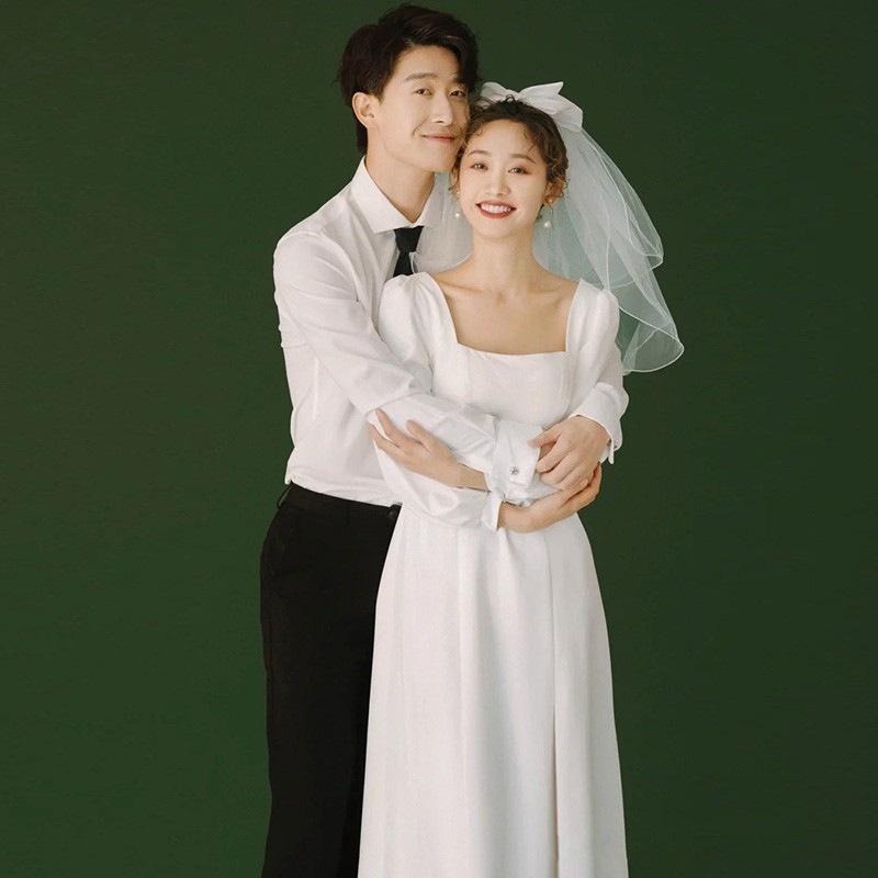 旗艦店緞面輕婚紗2023夏法式旅拍復古簡約領證小白裙長袖白色訂婚小禮服-細節圖2