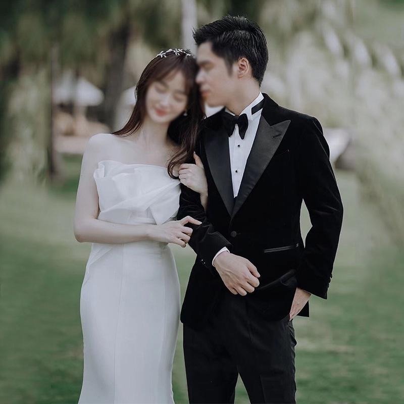 旗艦店緞面魚尾輕婚紗氣質抹胸新娘出門紗簡約戶外草坪旅拍法式拖尾婚紗-細節圖2