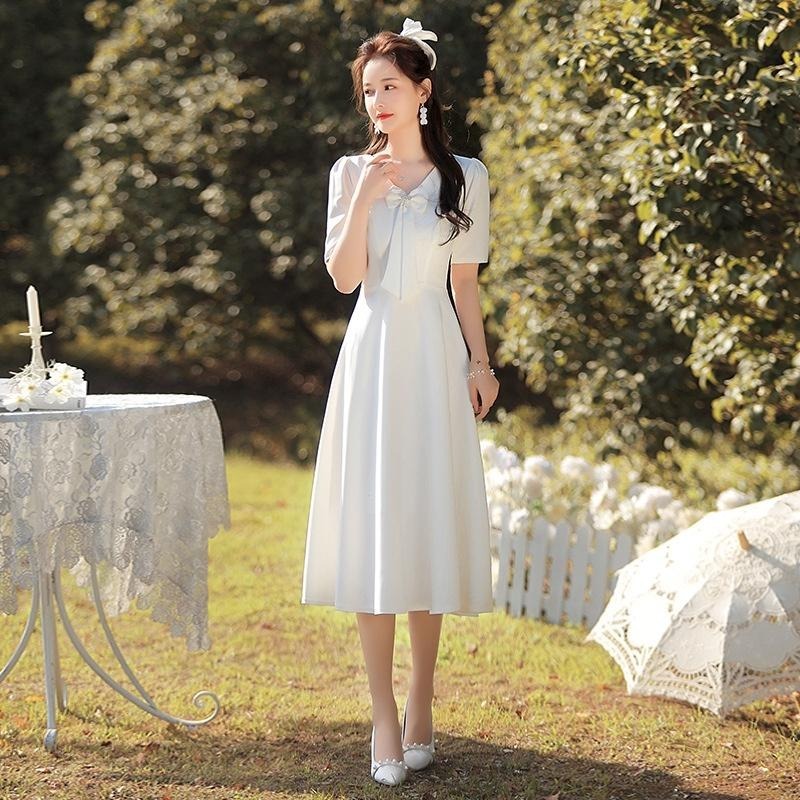 旗艦店領證登記小白裙日常法式平時可穿緞面輕婚紗禮服白裙子訂婚連衣裙-細節圖3