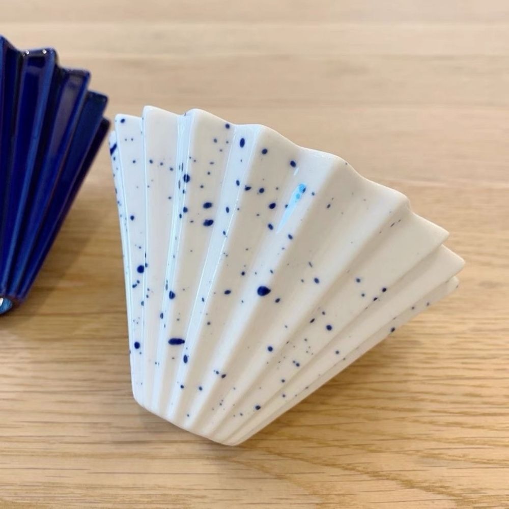 【聚元堂】藍彩摺紙濾杯｜職人手沖神器 手沖濾杯 陶瓷濾杯含底座 重量輕 工藝細緻 全陶瓷好清洗-細節圖5