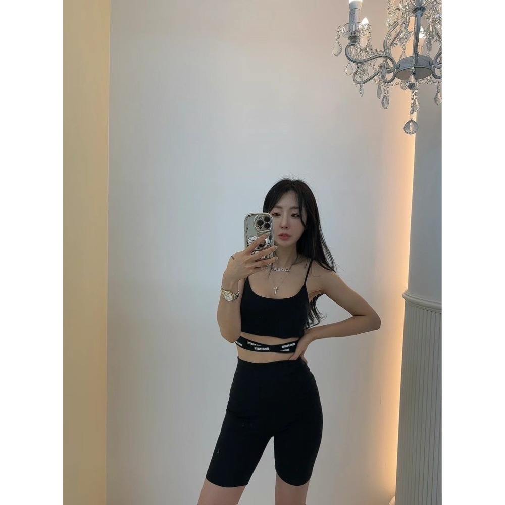 ✈️粉現貨-正韓🇰🇷//太妍歐膩//logo繃帶造型短版bra-細節圖3