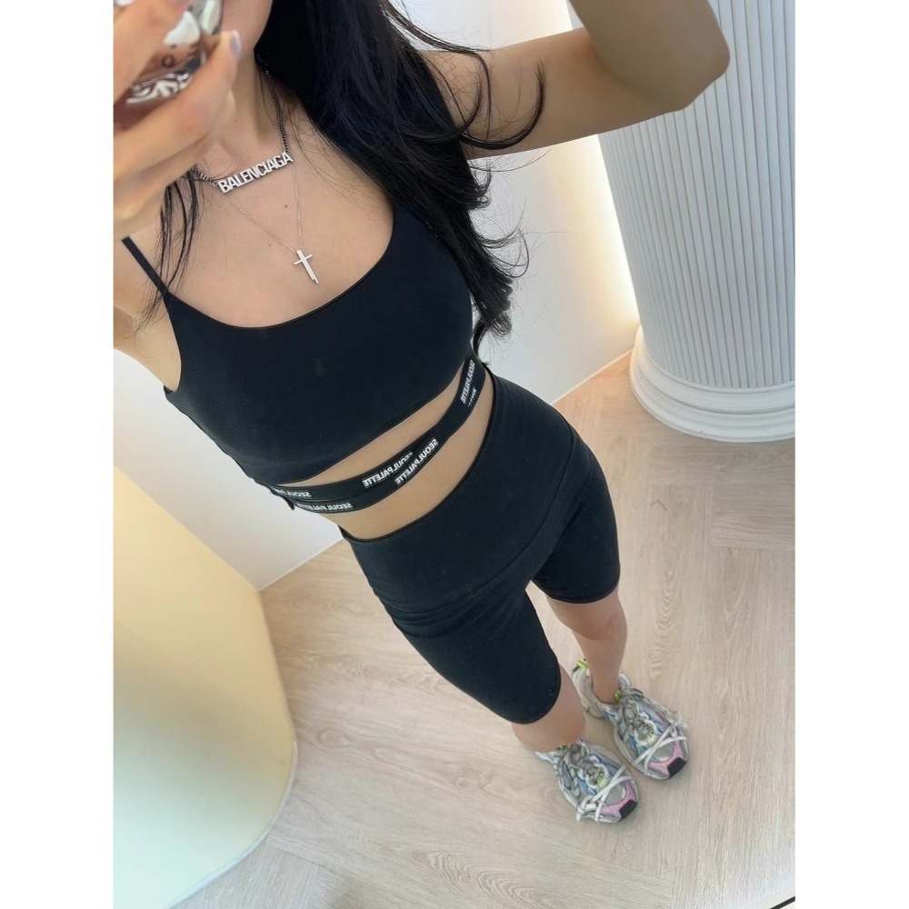 ✈️粉現貨-正韓🇰🇷//太妍歐膩//logo繃帶造型短版bra-細節圖7