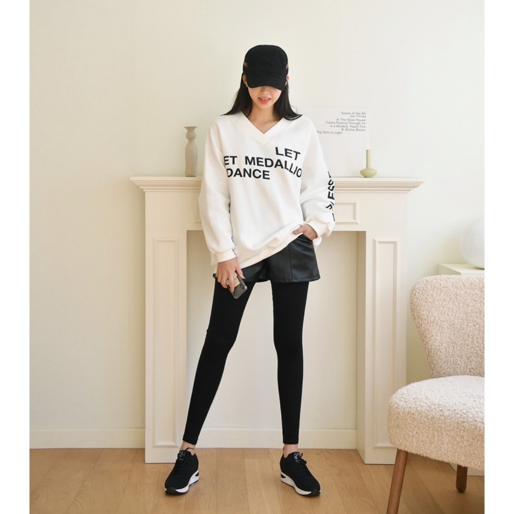 ✈️預購1-正韓🇰🇷//皮褲假兩件內搭褲-細節圖4