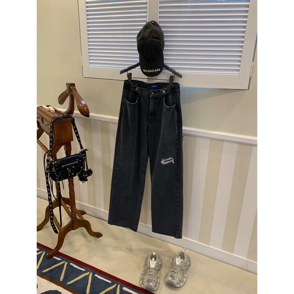 ✈️現貨-正韓🇰🇷//雪熙歐膩//不修邊破壞牛仔長褲-細節圖9