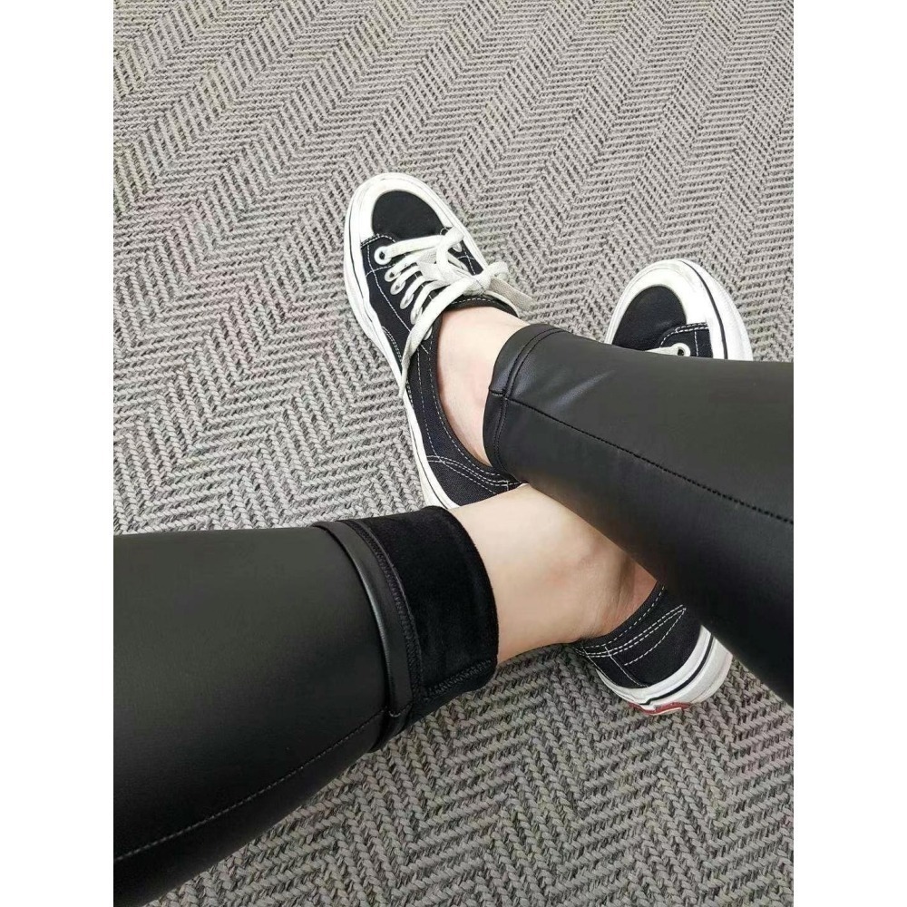 ✈️XL現貨-正韓🇰🇷//爆款回歸~~巨百搭貼腿皮褲-細節圖2