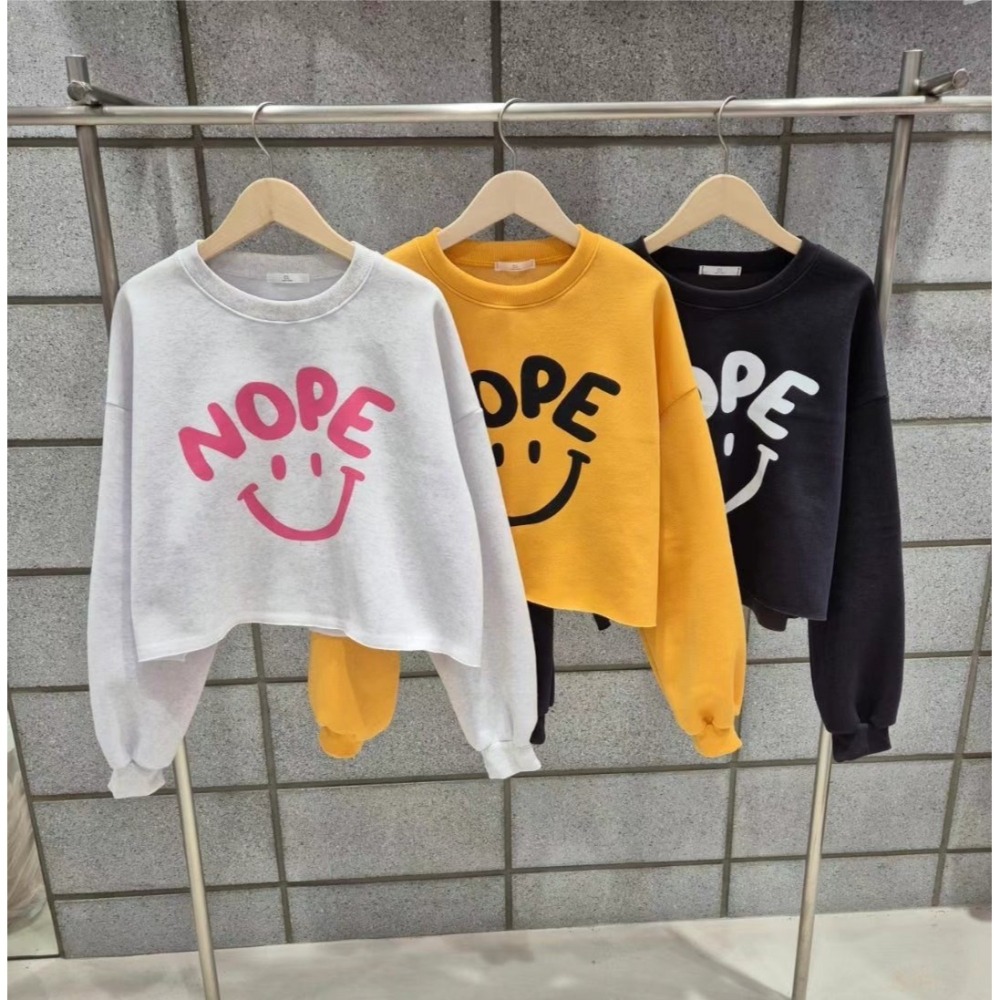 ✈️橘現貨1-正韓🇰🇷//NOPE微笑短版衛T~1.30-細節圖10