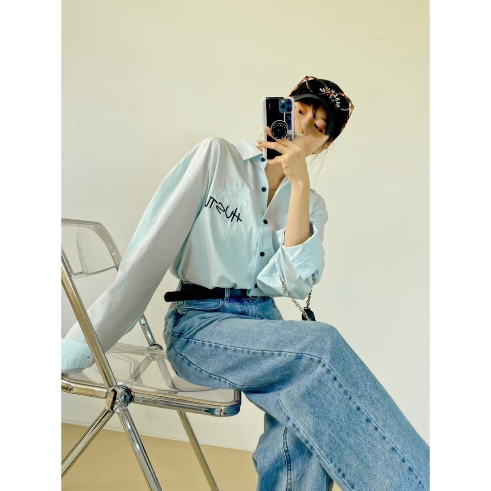 ✈️現貨-正韓🇰🇷//臭臉歐巴//刺繡英字襯衫~5.25-細節圖3