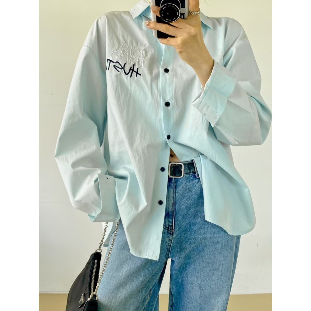 ✈️現貨-正韓🇰🇷//臭臉歐巴//刺繡英字襯衫~5.25-細節圖5