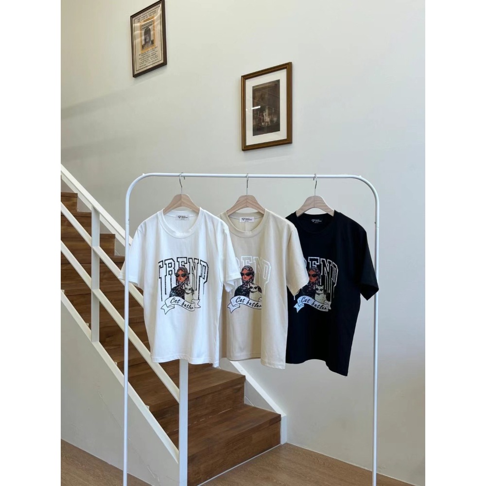 ✈️現貨-正韓🇰🇷//TREND刷舊女愛貓圖T恤~3色-細節圖4