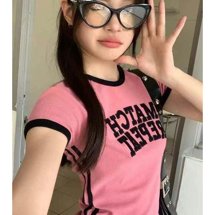 ✈️粉S現貨-//WGWE家//英字滾邊短版Tee-細節圖4