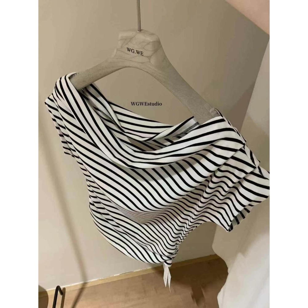 ✈️S碼現貨-//WGWE//一字斜肩條紋上衣~6.28-細節圖8