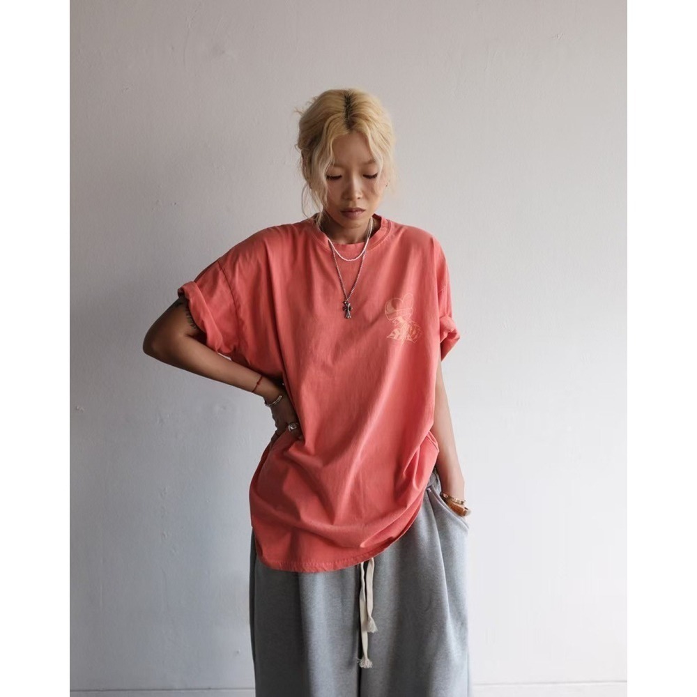 ✈️紅橘現貨-正韓🇰🇷//Mini closet//塗鴉玫瑰大版感Tee~7.20