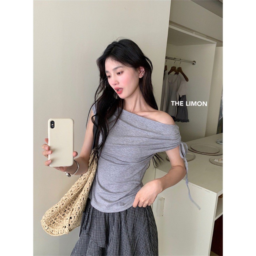 ✈️白現貨1-//檸檬家🍋//一字領側抽繩綁帶上衣~7.28-細節圖2