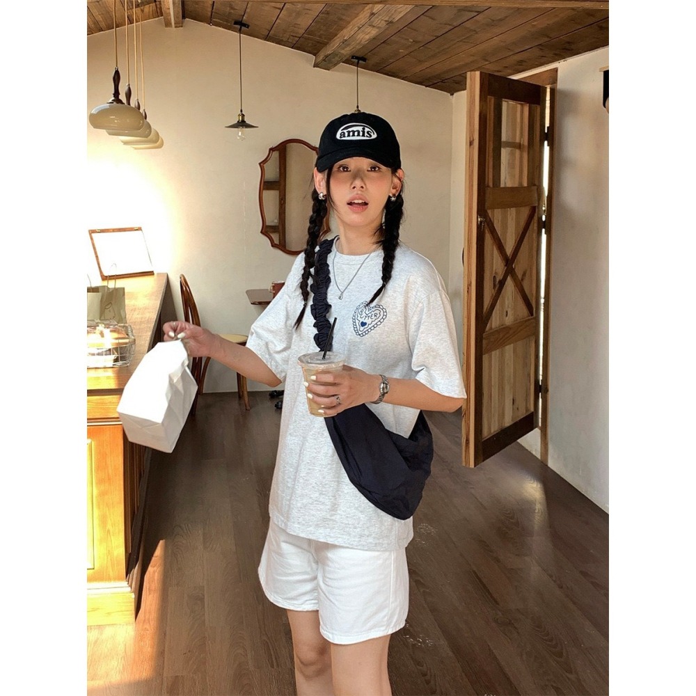 ✈️白現貨1-插畫感滿版短袖Tee~8.31-細節圖9