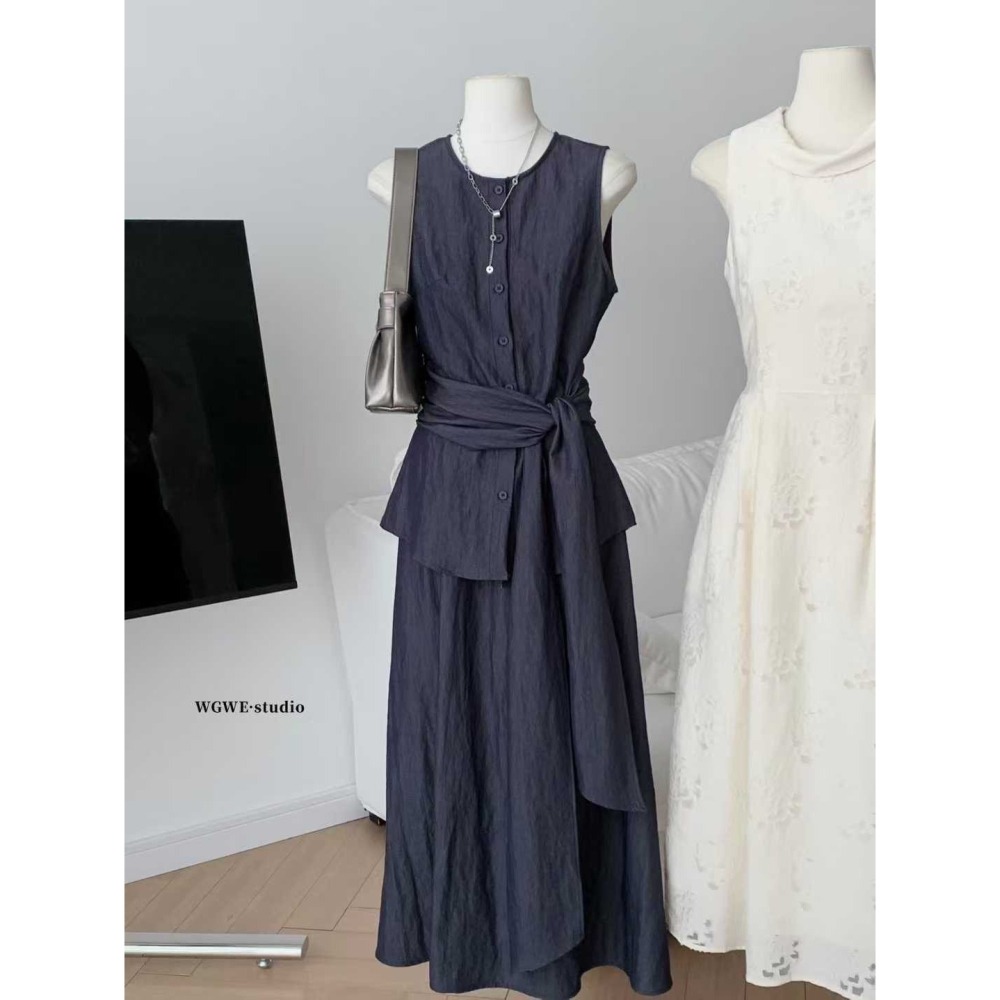 ✈️S碼現貨-//WGWE家//牛仔棉麻感無袖綁帶上衣＋長裙套裝~9.1-細節圖11