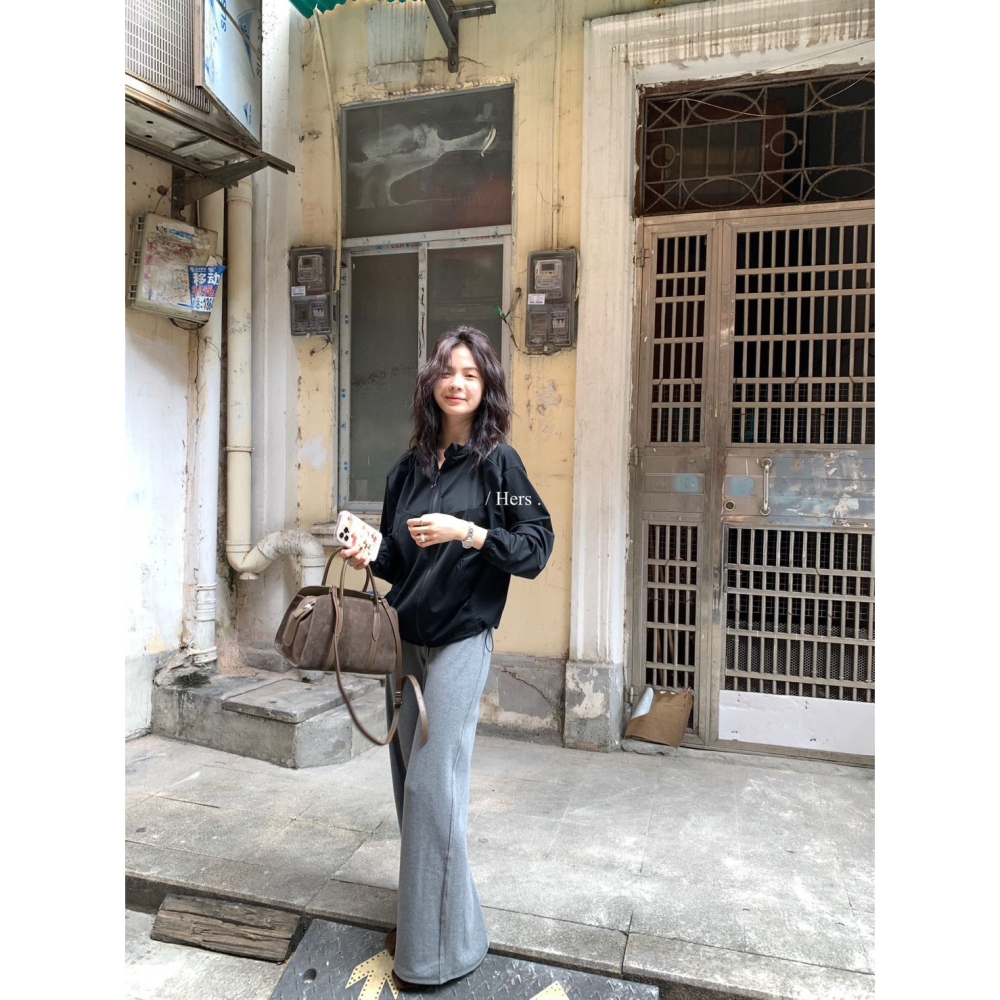 ✈️預購-//Hers家//輕薄秋款連帽防曬外套~10.20-細節圖3