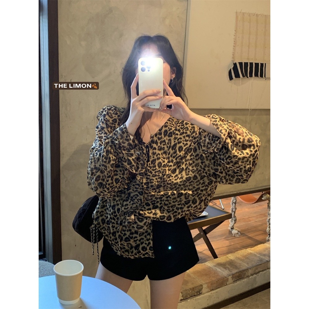 ✈️現貨-//檸檬家🍋//豹紋雪紡V領上衣~11.5-細節圖3