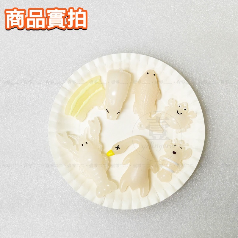 【台灣現貨🔥發票】變色烤鴨 紫外線變色烤鴨 變色烤雞 烤乳豬 車載鴨子掛件 吊飾 變色 惡搞 烤鴨吊飾 包包掛飾-細節圖8