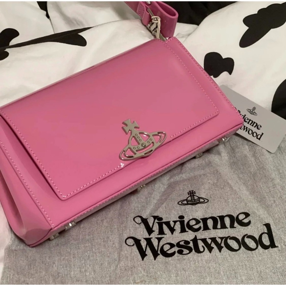女生腋下包 Vivienne Westwood薇薇安西太后漆皮粉色包包 時尚通勤單肩包 手提袋 法棍包 真皮女包-細節圖7