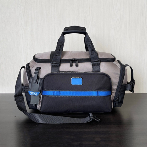 TUMI男生手提袋 大容量斜背包 ALPHA BRAVO系列健身包 出差旅行行李袋 商務通勤側背包 多隔層托特包 運動訓