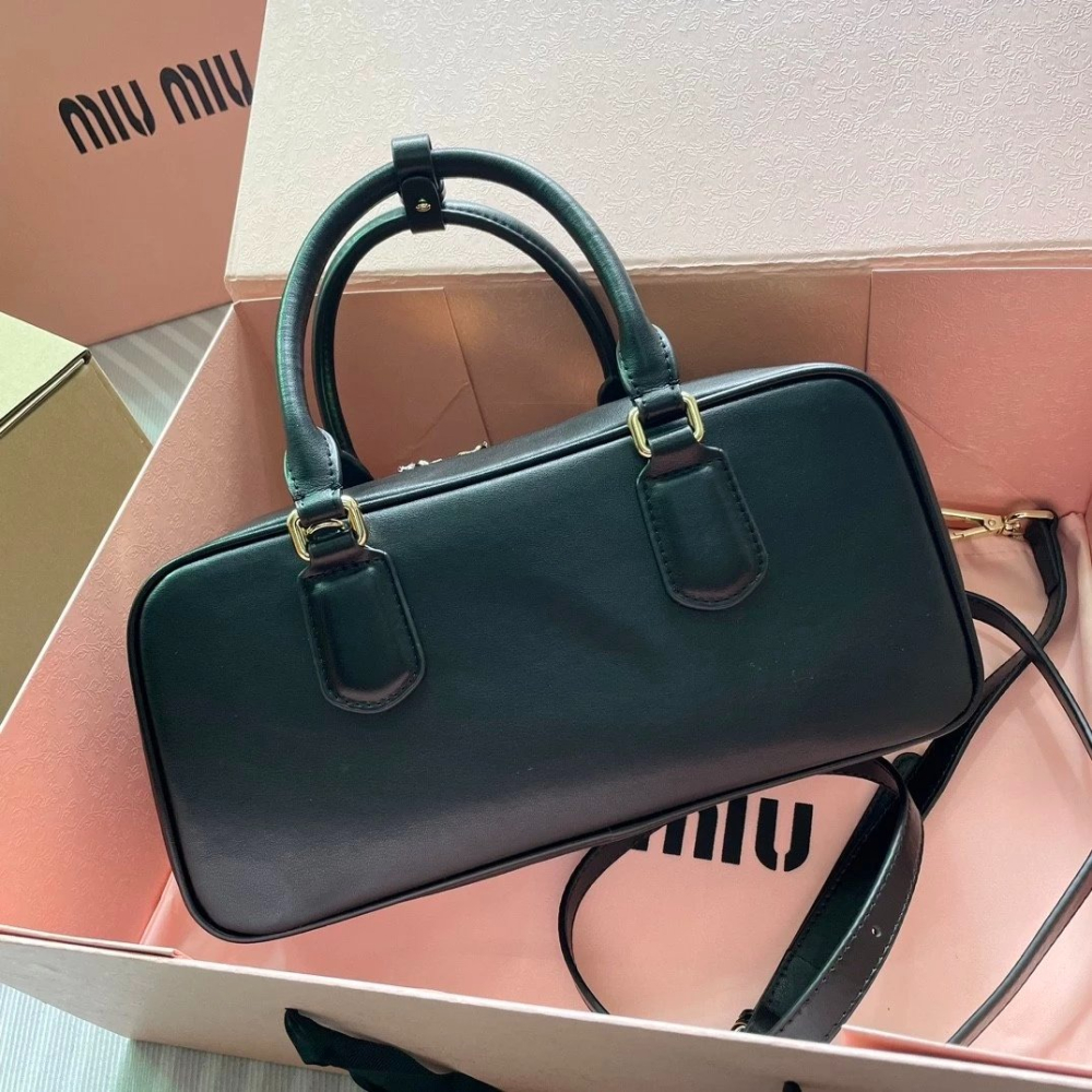 女生包包 miumiu女包 5BB148 新品波士頓包 保齡球包 手提袋 單肩包 側背包 斜背包 女士背包 橫款斜背包-細節圖8