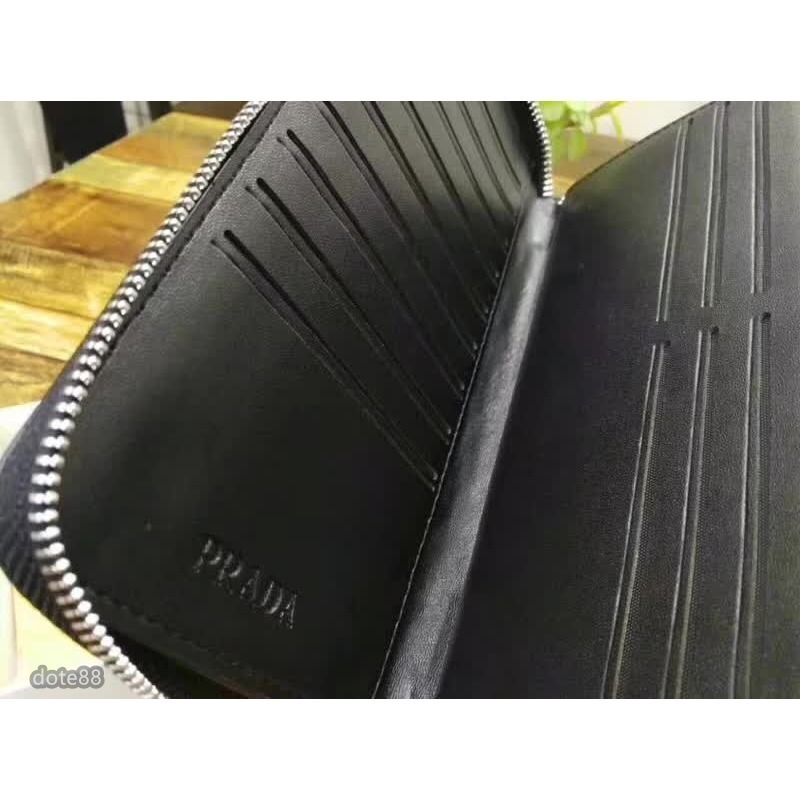 普拉達Prada新款頭層皮拼接式男士手包拉鍊設計輕鬆放入手機時尚實用-細節圖9
