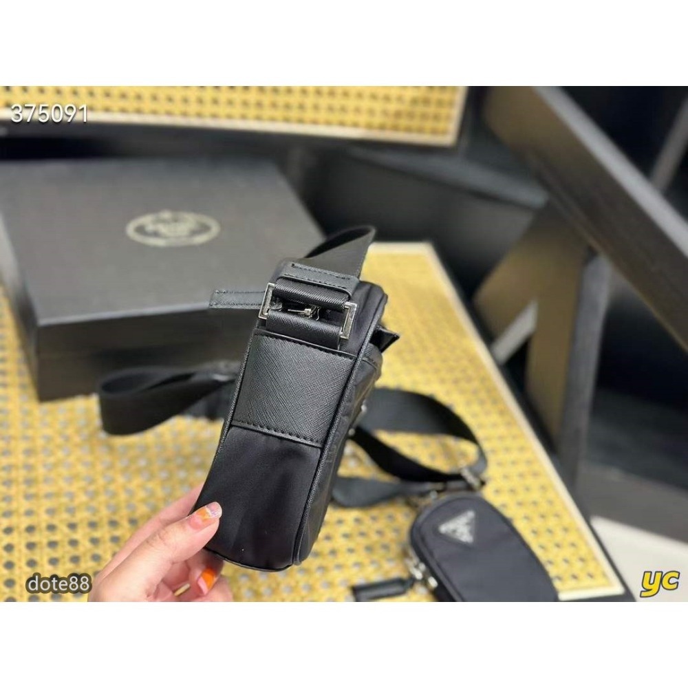 普拉達Prada三角標相機包斜挎包男生背也很好看女生背超帥單肩包-細節圖4