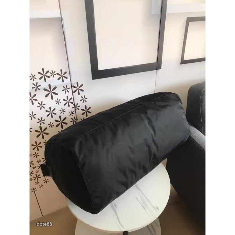 普拉達Prada三角標男女款旅行包進口面料細節做工精緻手提單肩斜挎空間容積比較大-細節圖6