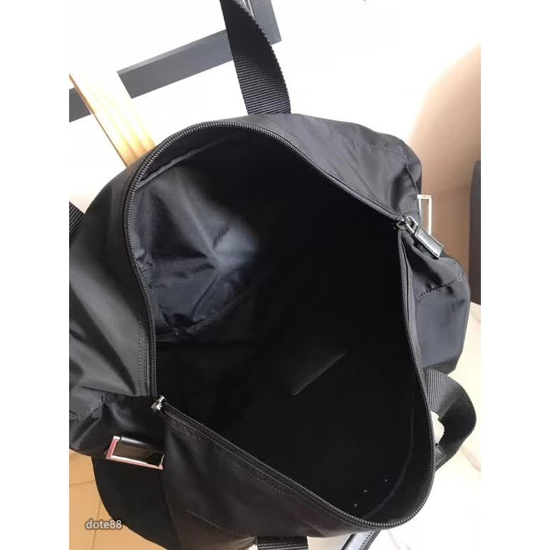 普拉達Prada三角標男女款旅行包進口面料細節做工精緻手提單肩斜挎空間容積比較大-細節圖7