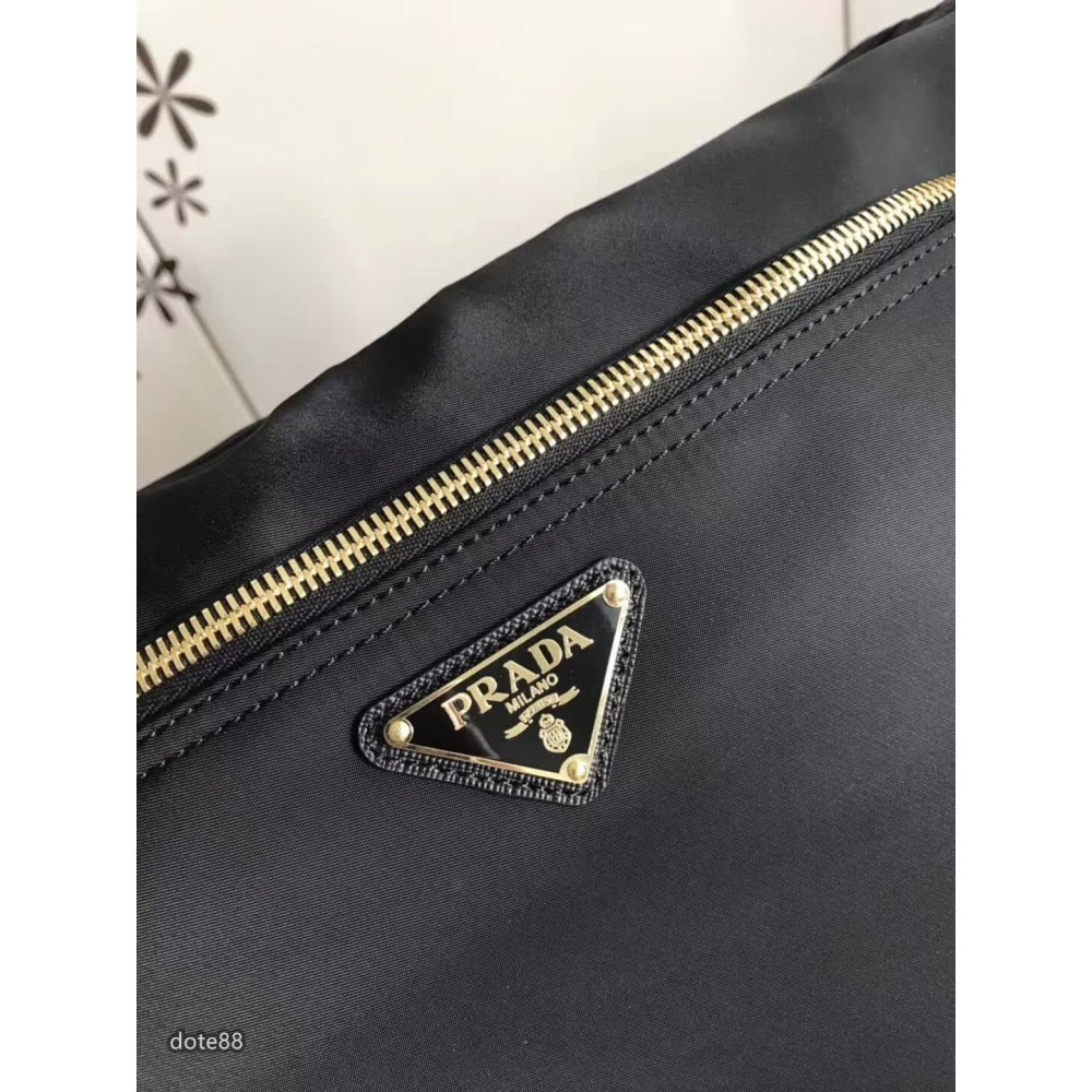 普拉達Prada三角標降落傘面休閒包牛皮細節做工精緻完美演繹成熟男士的一面休閒 運動 逛街   生日禮物 單肩包-細節圖7