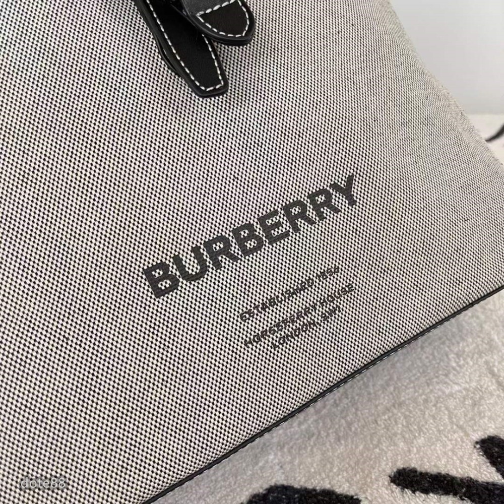 Burberry巴寶莉背包精選棉質帆布打造搭配輯明線皮革面料裁片內設多個口袋和筆記型電腦隔層逛街休閑情人節  生日禮物-細節圖6