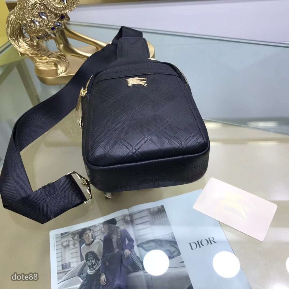 Burberry巴寶莉進口頭層牛皮經典格子紋柔軟舒適手感超好高品質五金特別有檔次節日生日送人禮物大容量出門必備時尚潮流-細節圖5