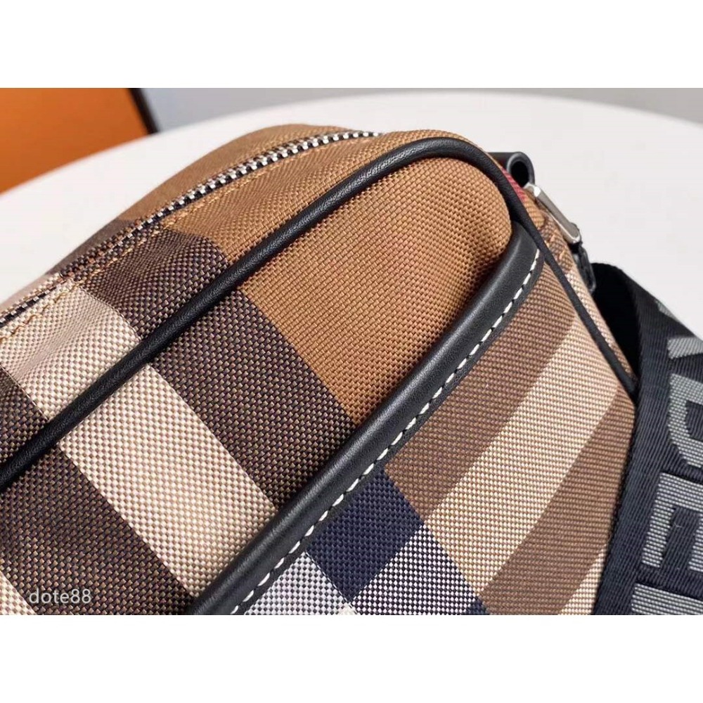 Burberry巴寶莉帆布格紋相機包男女都合適，肩帶可以調節的手感柔糯非常舒適超級耐用耐髒容量大包-細節圖6
