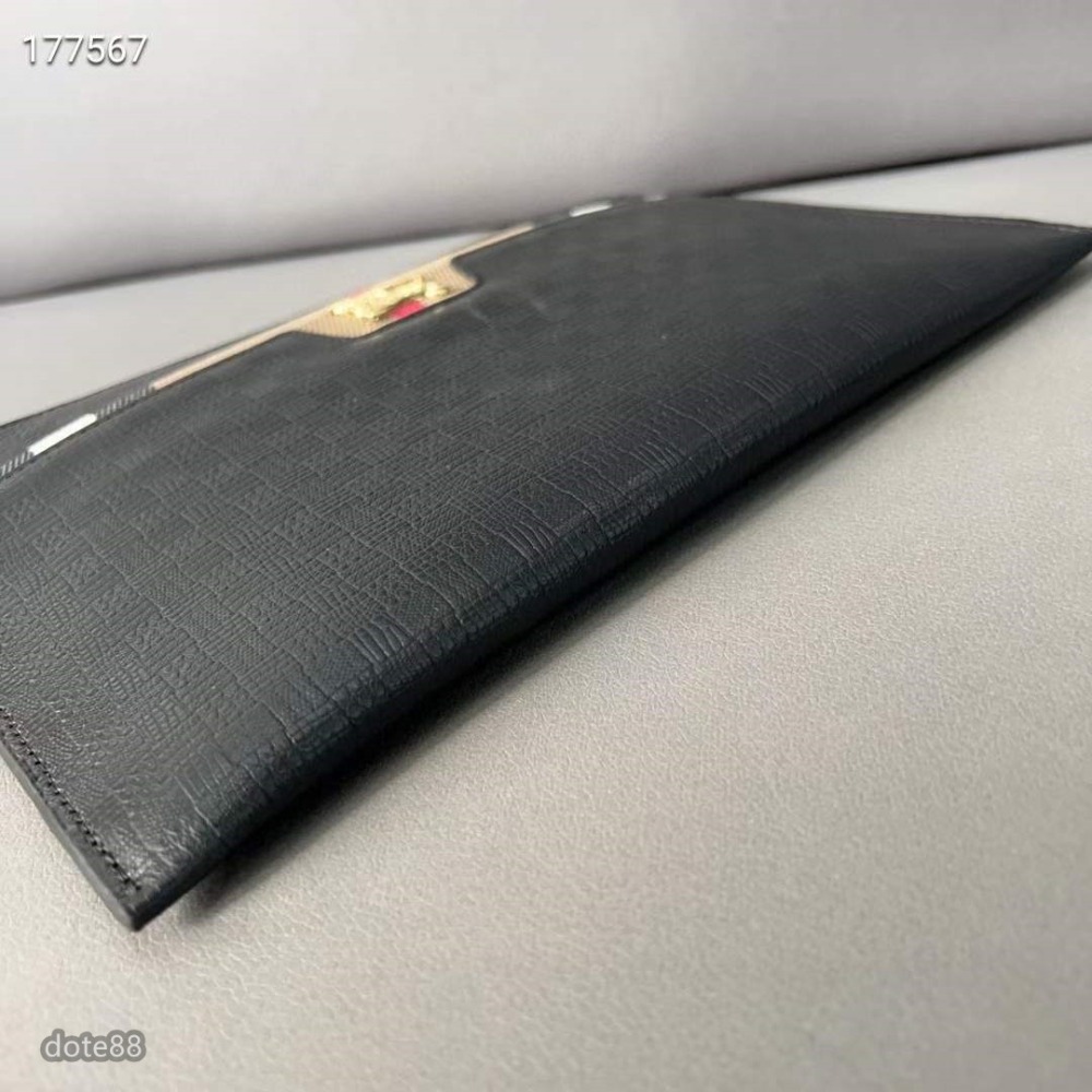 Burberry 巴寶莉男士摔紋牛皮手拿包夾包信封包 採用精湛鑲嵌細工經典百搭實物拍攝高品質生日節日禮物父親節禮物-細節圖8