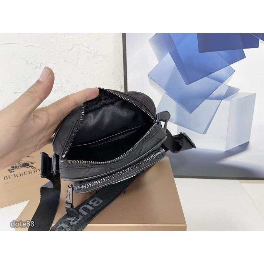 Burberry巴寶莉男士專櫃單肩斜挎胸包腰包專櫃經典男士胸包採用進口原版面料大容量包包可裝手機充電寶休閒 運動 逛街-細節圖8
