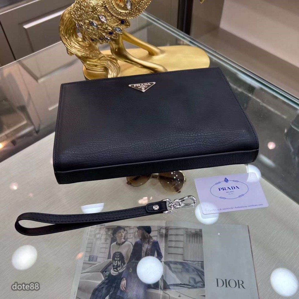 Prada普拉達採用進口頭層定型牛皮手拿包.錢包.金屬配件.休閒 運動 逛街 宴會  晚宴  交換禮物生日禮物-細節圖7